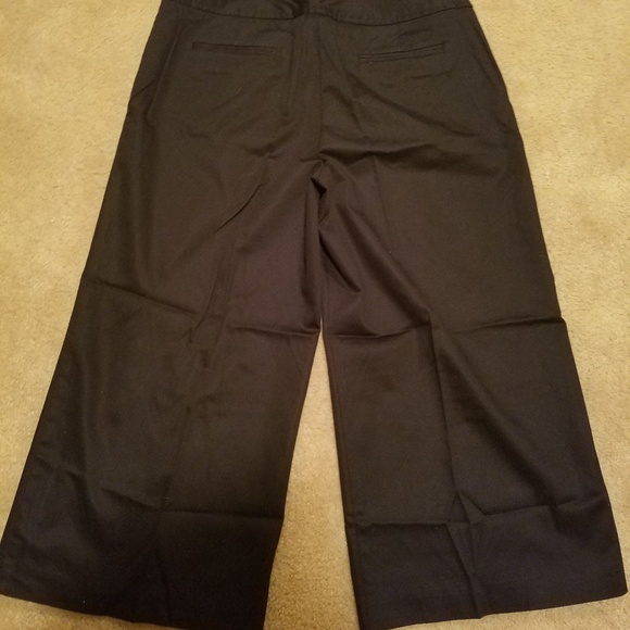 💜Worthington  Modern Fit Capris - Picture 2 of 4